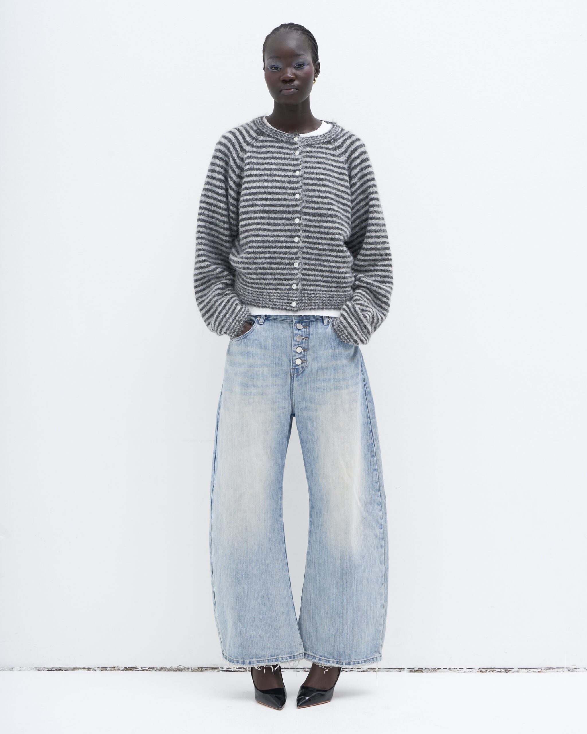 Iris Sweaters - Image 7