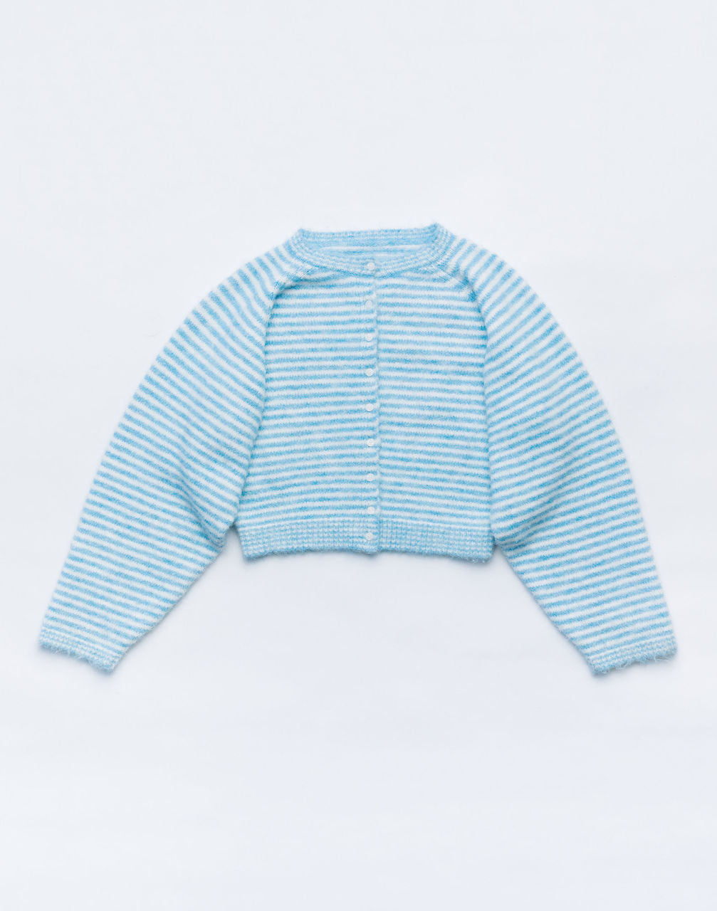 Iris Sweaters - Image 11