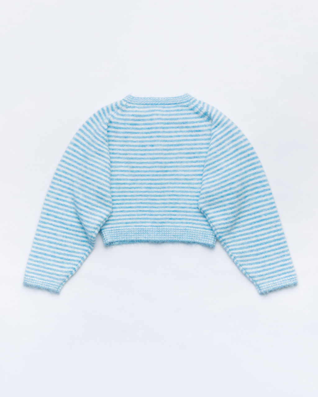 Iris Sweaters - Image 12